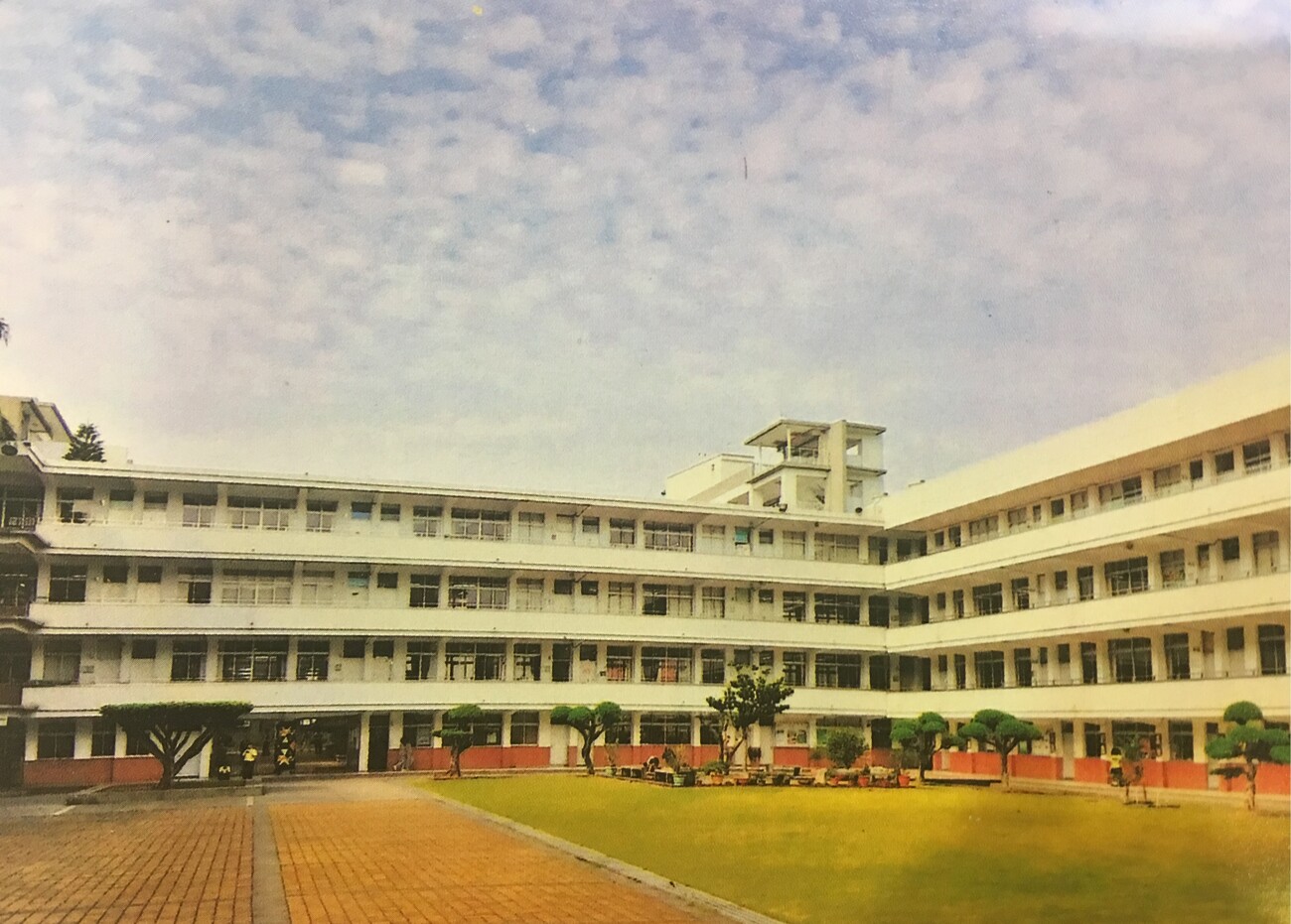 民國101年 弘文校園風景 1